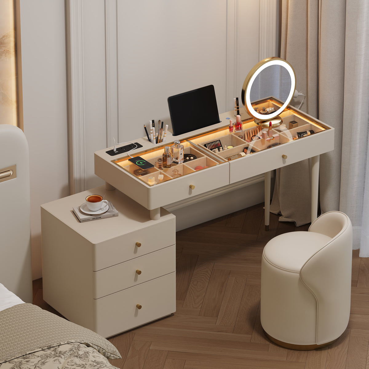Selva Oatmeal Saddle Leather LED-Makeup Vanity Set with Charing Station and Mirror
